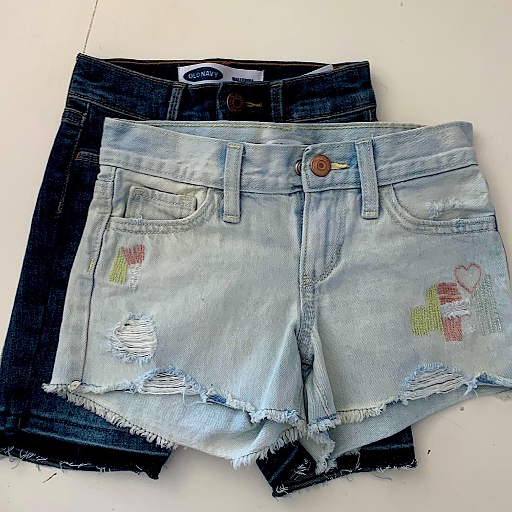 COPY - Girls Size 6-7 Old Navy Denim Shorts! Great Shape !